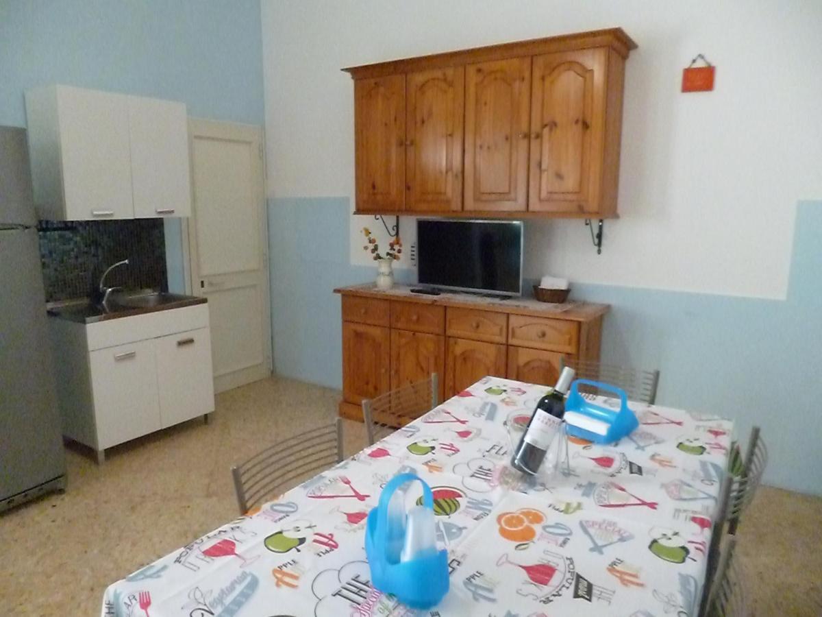 Вилла Casa A 30 M Dal Mare Сант-Исидоро Экстерьер фото